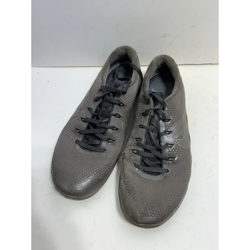 Size 9.5 Nike Metcon‎ 4 Viking Quest Ridgerock. Men's.